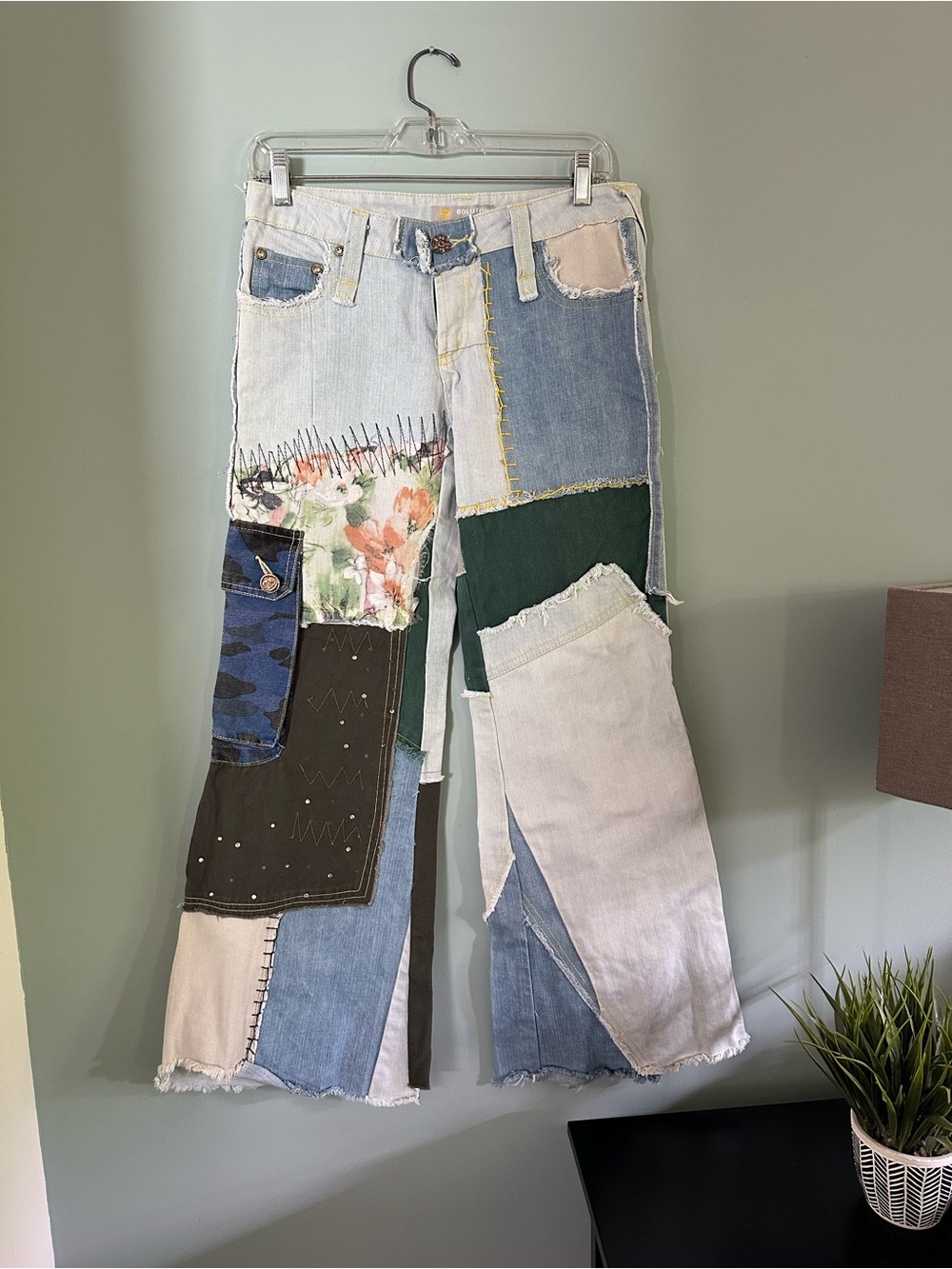 Vintage Patchwork Wide-Leg Women’s Jeans